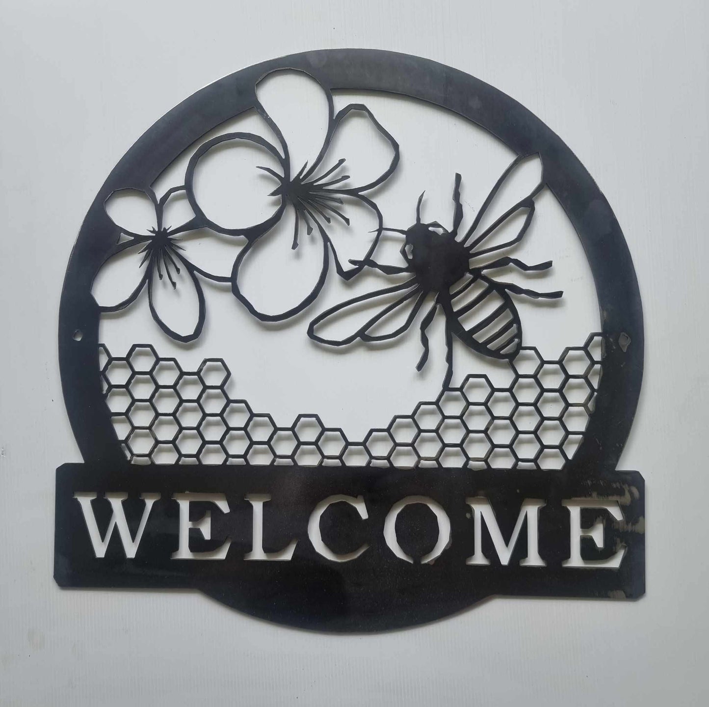 Bee welcome signs